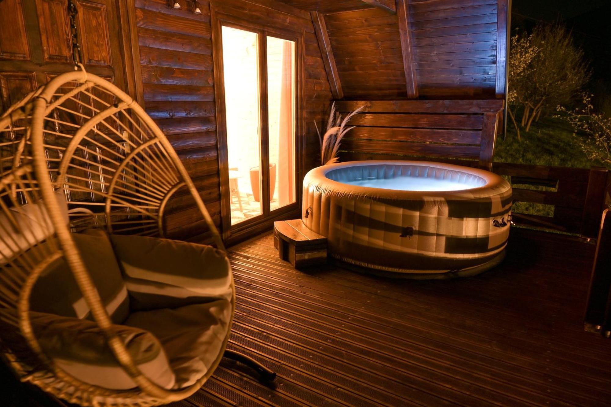 Cottages Relax ヤイツェ エクステリア 写真