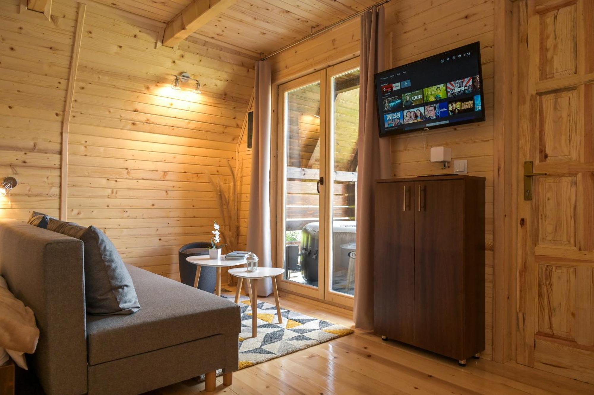 Cottages Relax ヤイツェ エクステリア 写真